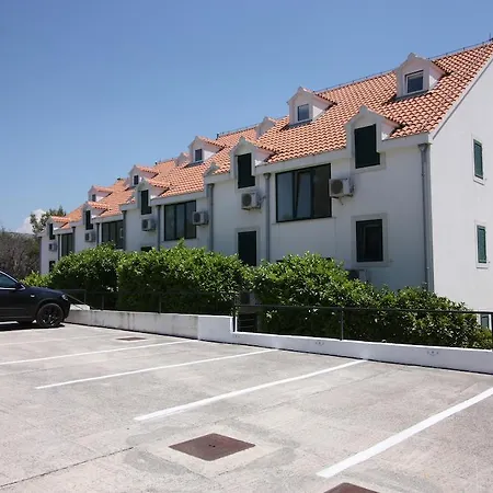 Seaside Village Milna (Brac)