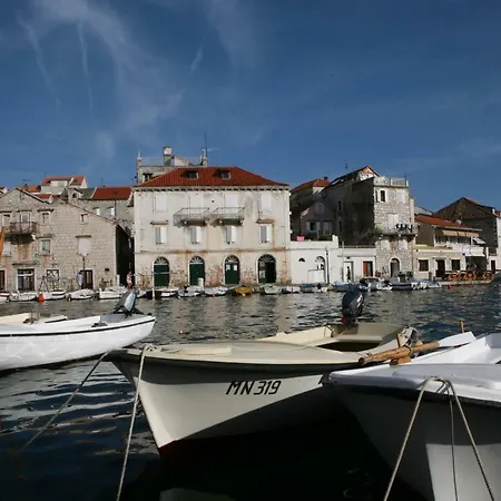 Seaside Village Apartament Milna (Brac)