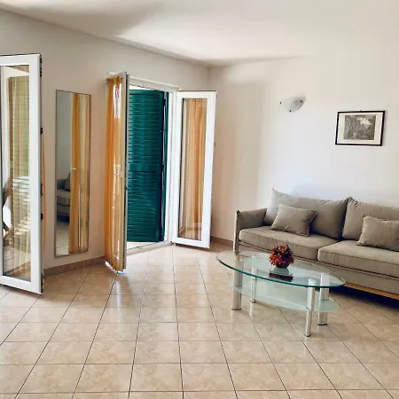 Seaside Village Apartament *